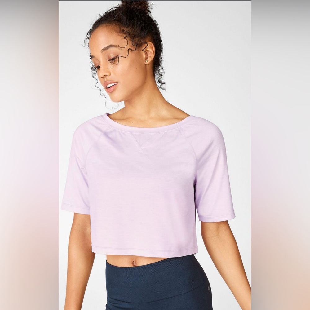 Fabletics Women’s Purple Bea Crop Top Short Sleeve Size 1X Lightweight Athletic